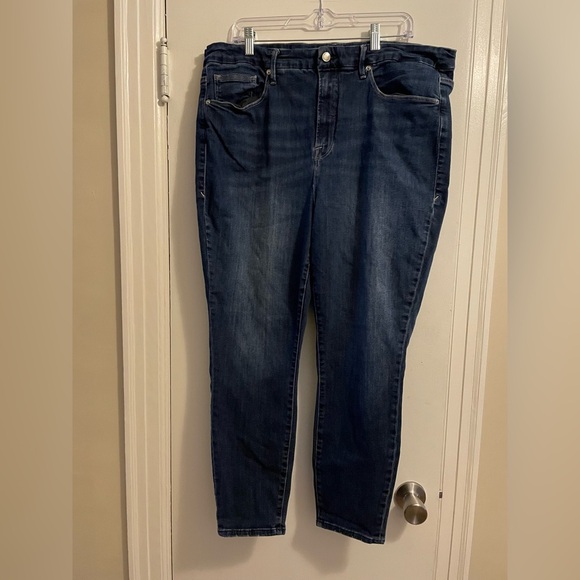 Good American Good Legs Crop Jeans Size 22 - Picture 1 of 12